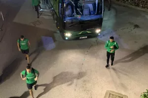 Φωτορεπορτάζ από την άφιξη της Ομόνοιας