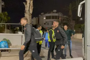 ΦΩΤΟΣ/Στο γήπεδο οι... φιλοξενούμενοι