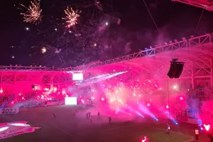 Η Θύρα 1 έκλεισε το event με εντυπωσιακό pyro show σε ολόκληρο το γήπεδο! (βίντεο/φώτος)