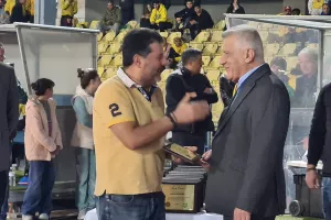 Αυτοί τιμήθηκαν από ΑΕΛ και Άρη (φώτος)