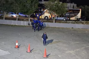 Φωτορεπορτάζ από την άφιξη της Ανόρθωσης