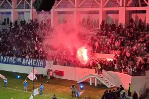 ΒΙΝΤΕΟΣ Kerkida/Η Θύρα 1 πήρε θέση στο... νέο της σπίτι!