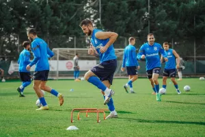 Απόλλων: ΚΛΙΚΣ από το Κολόσσι 
