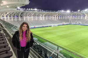 Γρηγορία με φόντο το νέο γήπεδο