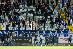 (ΦΩΤΟΣ) Μήνυμα η Πάφος: "Μαζί 💙 Συνεχίζουμε" 