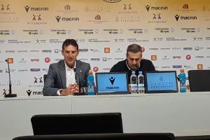 Γιανέφσκι: "Θέλουμε... έτοιμους, κοιτάμε και παίκτες από Κύπρο"