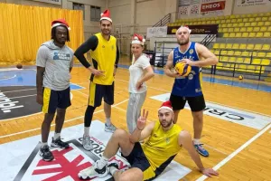 ΑΕΛ και ΑΠΟΕΛ τα είπαν σε... γιορτινό φιλικό