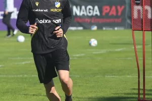 ΦΩΤΟΣ/Πρωινό τρέξιμο στον Naga Pay Αρχάγγελο