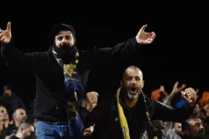 Στα κάγκελα! (ΑΠΟΕΛ)