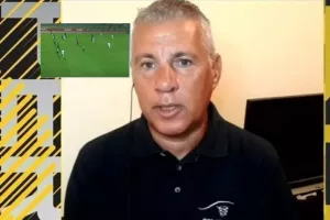 Διαβασμένος ΞΑΝΑ ο Τσίκινης