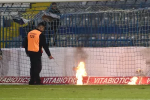 ΦΩΤΙΕΣ/Ανόρθωση
