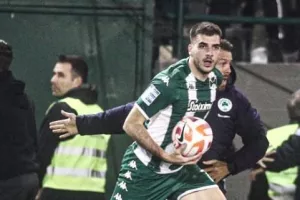 Μπαλωθιά με δέκα παίκτες στη Λεωφόρο, διέσωσε το αήττητο στο 90' +7' ο ΠΑΟ