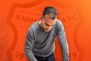 ΚΛΙΚΣ από τις υπογραφές και "Welcome boss"