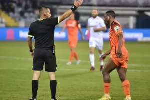 (ΟΡΙΣΤΙΚΗ ΔΙΑΚΟΠΗ) Ανόρθωση 0-2 Καρμιώτισσα (Φώτος)