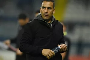 (ΟΡΙΣΤΙΚΗ ΔΙΑΚΟΠΗ) Ανόρθωση 0-2 Καρμιώτισσα (Φώτος)
