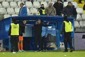 (ΟΡΙΣΤΙΚΗ ΔΙΑΚΟΠΗ) Ανόρθωση 0-2 Καρμιώτισσα (Φώτος)