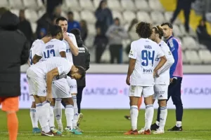 (ΟΡΙΣΤΙΚΗ ΔΙΑΚΟΠΗ) Ανόρθωση 0-2 Καρμιώτισσα (Φώτος)