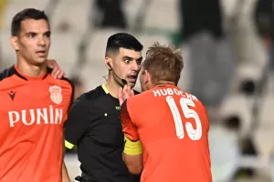 Καρμιώτισσα με βίντεο για την διαιτησία με Ομόνοια/"H ομάδα μας αδικήθηκε"