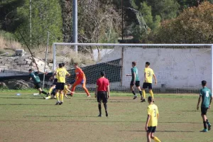 (ΦΩΤΟΡΕΠΟΡΤΑΖ/Κ16) Συνεχίζει με σπασμένα φρένα ο Ολυμπιακός!