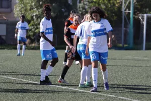 Καρμιώτισσα Χρυσομηλιά-Apollon Ladies (Φωτορεπορτάζ)