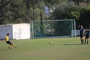 (ΦΩΤΟΡΕΠΟΡΤΑΖ/Κ16) Συνεχίζει με σπασμένα φρένα ο Ολυμπιακός!