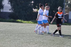 Καρμιώτισσα Χρυσομηλιά-Apollon Ladies (Φωτορεπορτάζ)