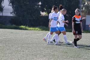 Καρμιώτισσα Χρυσομηλιά-Apollon Ladies (Φωτορεπορτάζ)
