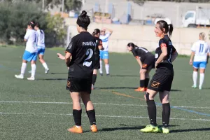 Καρμιώτισσα Χρυσομηλιά-Apollon Ladies (Φωτορεπορτάζ)