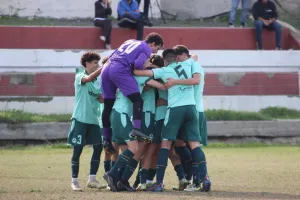 (ΦΩΤΟΡΕΠΟΡΤΑΖ/Κ17) Η δραματική νίκη της Ομόνοιας επί της Νέας Σαλαμίνας