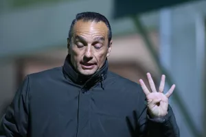 Τέσσερα/ Όλτρα
