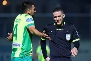 Δόξα – ΑΕΚ: "Καρδιοχτύπησε" αλλά... απέδρασε με Γκιούρτσο! (Φώτος)
