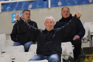 Ομόνοια - Καρμιώτισσα: Κάθε λάθος... γκολ και "πράσινη" τεσσάρα!  (Φώτος)