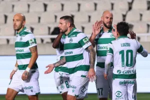 Ομόνοια - Καρμιώτισσα: Κάθε λάθος... γκολ και "πράσινη" τεσσάρα!  (Φώτος)