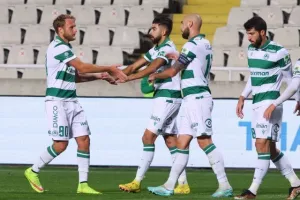Ομόνοια - Καρμιώτισσα: Κάθε λάθος... γκολ και "πράσινη" τεσσάρα!  (Φώτος)