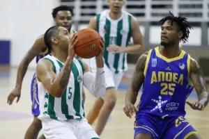 Δραματικό... διπλό για το ΑΠΟΕΛ στο "αιώνιο" με buzzer beater! (ΦΩΤΟΣ)