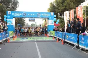 (ΦΩΤΟΣ) "Quantum Nicosia Marathon 2022"