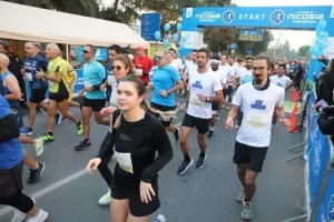 (ΦΩΤΟΣ) "Quantum Nicosia Marathon 2022"