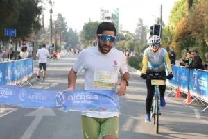 (ΦΩΤΟΣ) "Quantum Nicosia Marathon 2022"