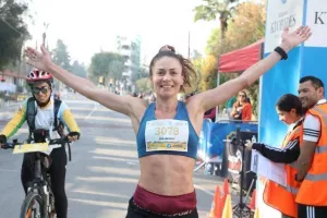 (ΦΩΤΟΣ) "Quantum Nicosia Marathon 2022"