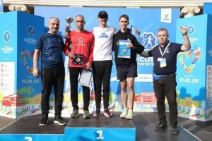 (ΦΩΤΟΣ) "Quantum Nicosia Marathon 2022"