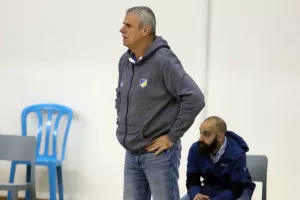 Ανατροπή αλλά.../ΑΠΟΕΛ