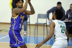 Δραματικό... διπλό για το ΑΠΟΕΛ στο "αιώνιο" με buzzer beater! (ΦΩΤΟΣ)