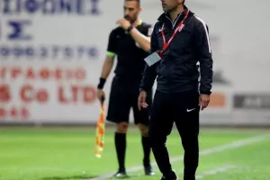 Νέα Σαλαμίνα-ΑΠΟΕΛ: Το "τρένο" του Μιλόγεβιτς πέρασε και από το "Αμμόχωστος"! (φώτος)