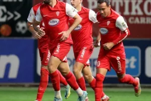 Νέα Σαλαμίνα-ΑΠΟΕΛ: Το "τρένο" του Μιλόγεβιτς πέρασε και από το "Αμμόχωστος"! (φώτος)