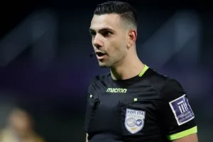 Νέα Σαλαμίνα-ΑΠΟΕΛ: Το "τρένο" του Μιλόγεβιτς πέρασε και από το "Αμμόχωστος"! (φώτος)