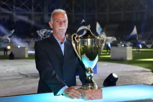 Ο αιώνιος αρχηγός