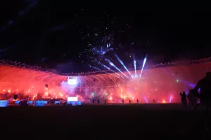 Η Θύρα 1 έκλεισε το event με εντυπωσιακό pyro show σε ολόκληρο το γήπεδο! (βίντεο/φώτος)