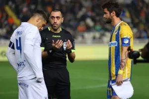 ΑΠΟΕΛ - Ανόρθωση: Έπιασε δεκάρι, επέστρεψε στην κορυφή! (φώτος)