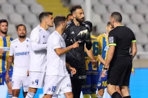 ΑΠΟΕΛ - Ανόρθωση: Έπιασε δεκάρι, επέστρεψε στην κορυφή! (φώτος)