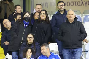 (Φωτορεπορτάζ) Ο κόσμος στο "Αντώνης Παπαδόπουλος"